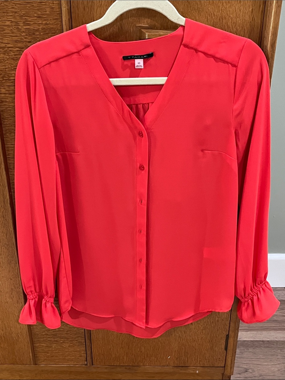 T Tahari Coral V-Neck Button-Front Blouse